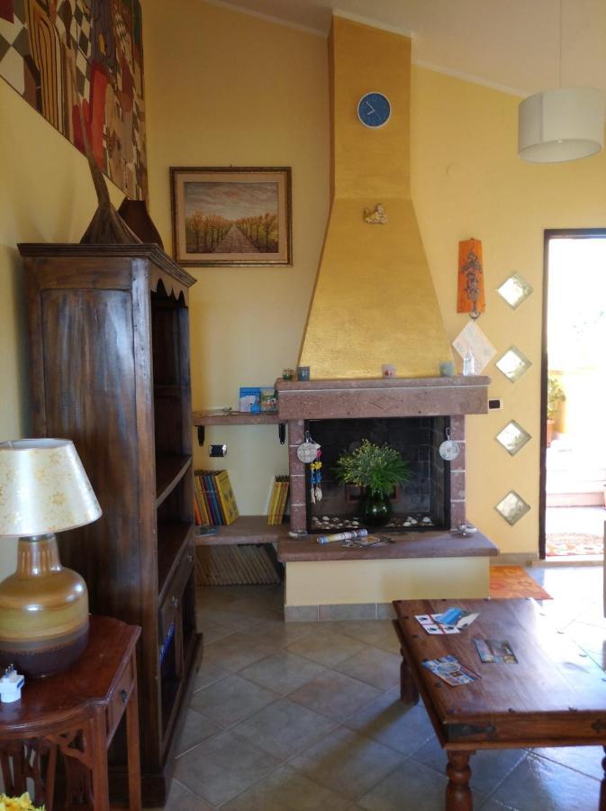 Casa Bon' Aria Fronte Mare Sud Sardegna Villa La Maddalena  Exteriör bild