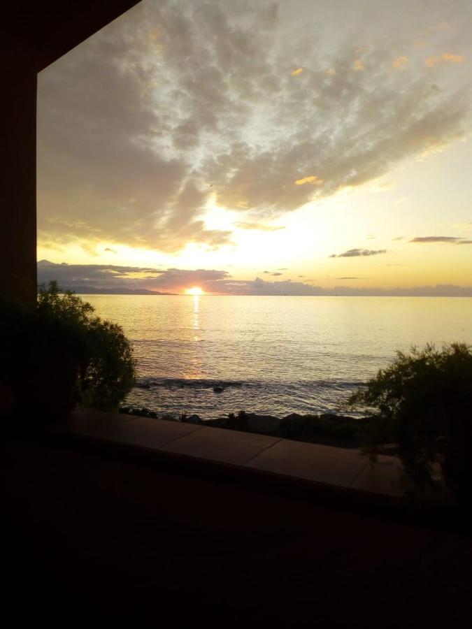Casa Bon' Aria Fronte Mare Sud Sardegna Villa La Maddalena  Exteriör bild